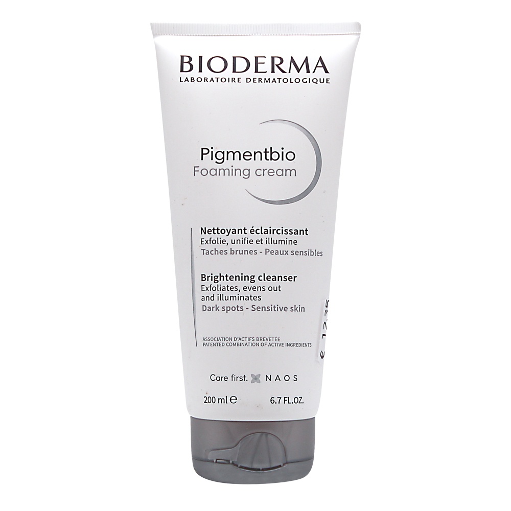 pigmentbio-foaming-cream-brightening-cleanser-de-bioderma-chicas